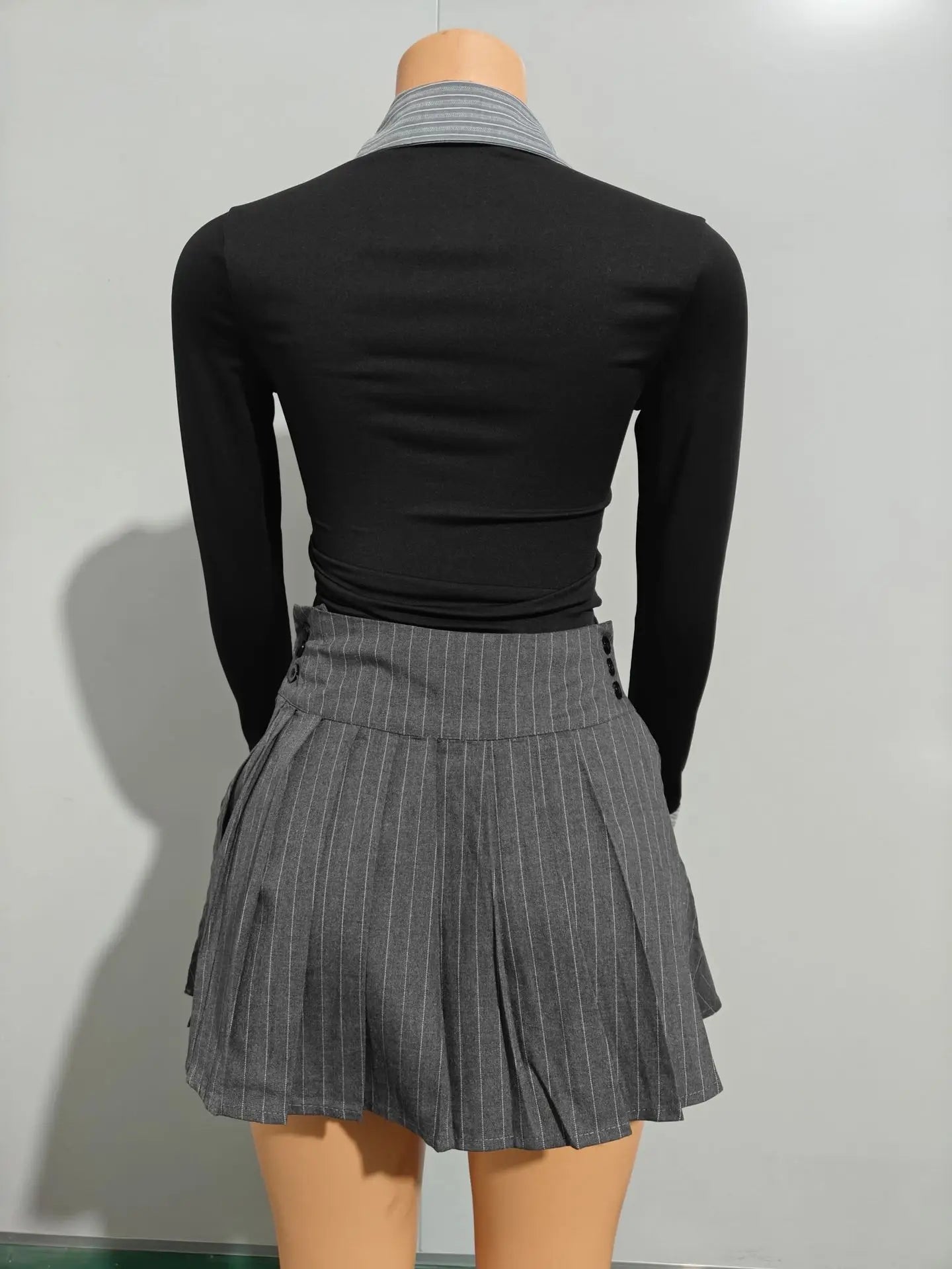 Women Mini Pleated Skirts Set