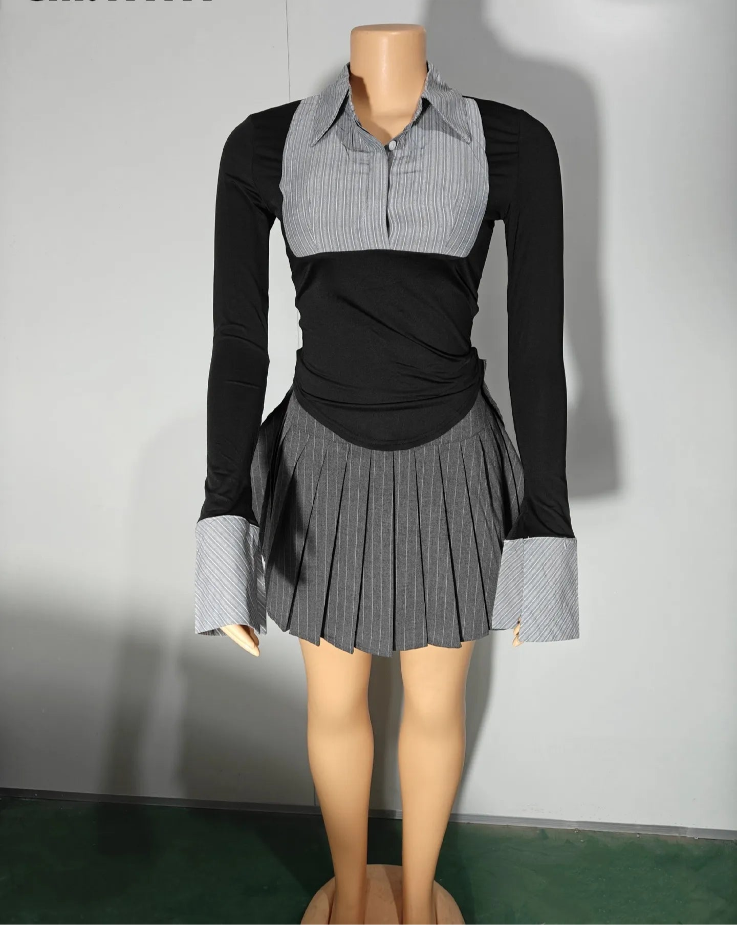 Women Mini Pleated Skirts Set